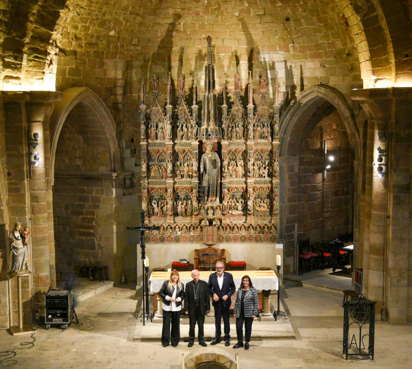 D'esquerra a dreta: la consellera de Cultura, Natàlia Garriga; el bisbe de Lleida, Mons. Salvador Giménez; l’alcalde de Lleida, Fèlix Larrosa, i la directora general adjunta de la Fundació ”la Caixa”, Elisa Durán.