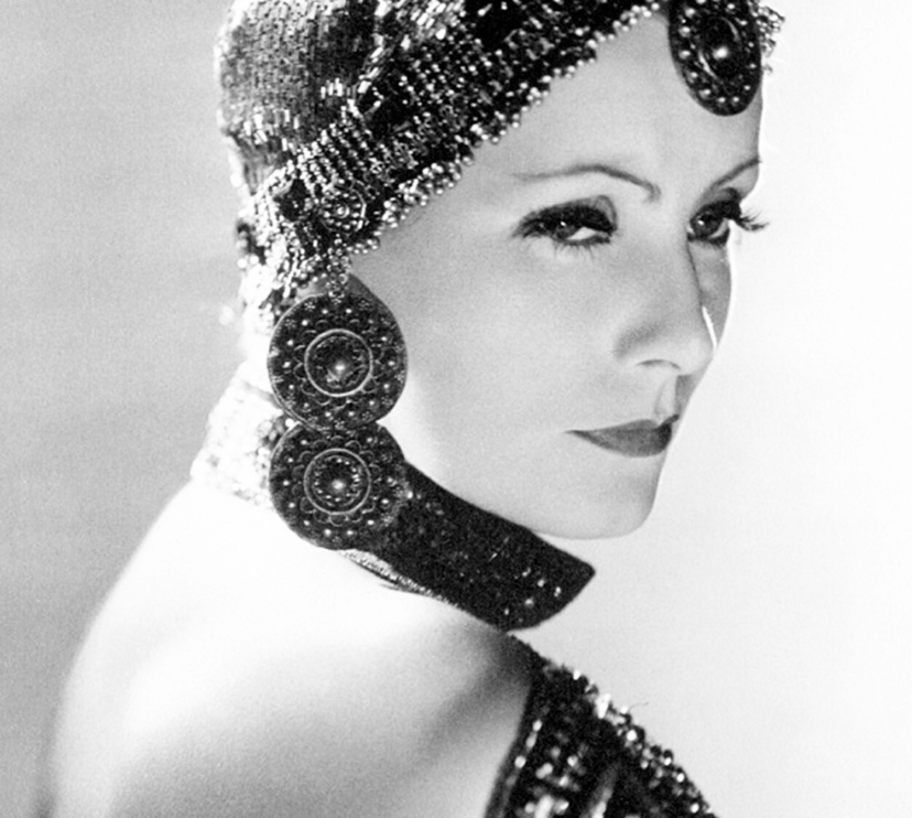 Greta Garbo en Mata Hari (1931), dirigida por George Fitzmaurice.