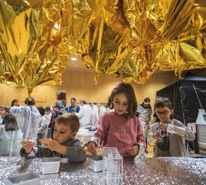 Imagen del taller «Academia de astronautas» en el CosmoCaixa.